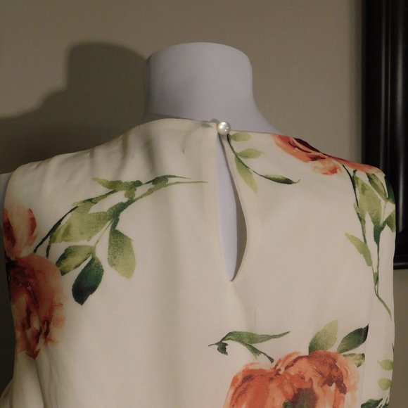 Cream Floral Dress - Size XL - Brand New - Picture 4 of 9